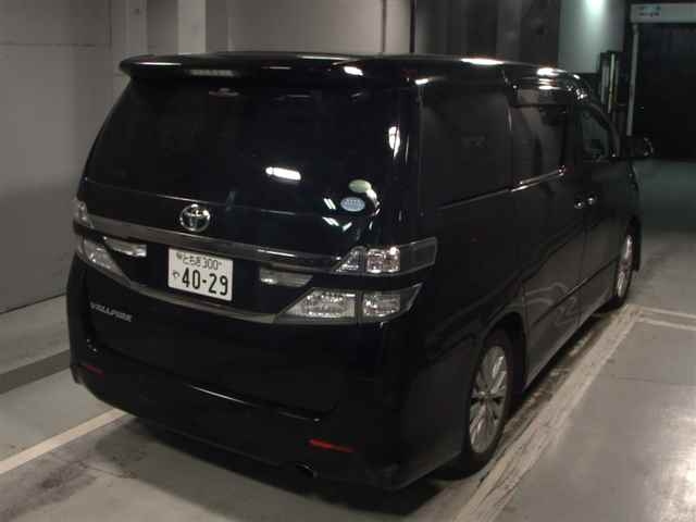 TOYOTA VELLFIRE 2013