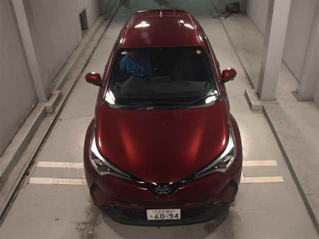 TOYOTA C-HR 2018
