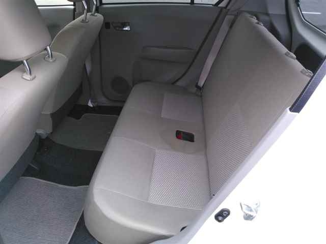 DAIHATSU MIRA E S 2012