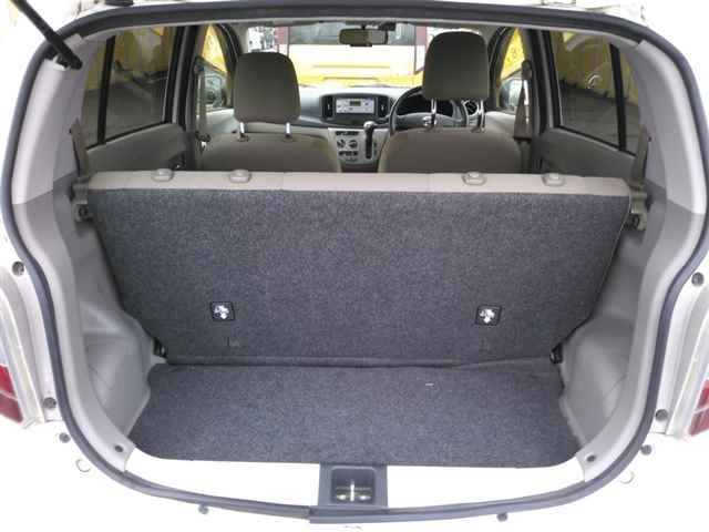DAIHATSU MIRA E S 2012
