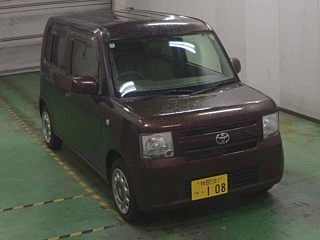 TOYOTA PIXIS SPACE 2016