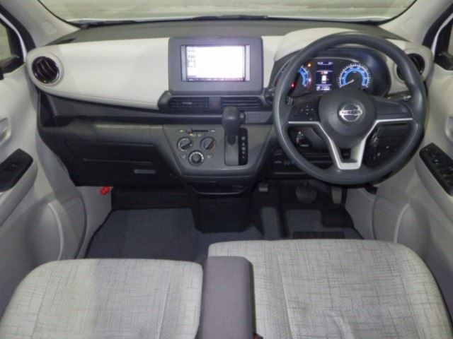NISSAN DAYZ 2019