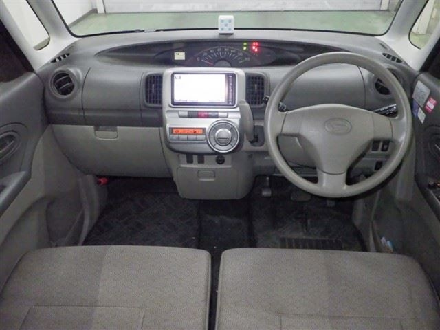 DAIHATSU TANTO 2013