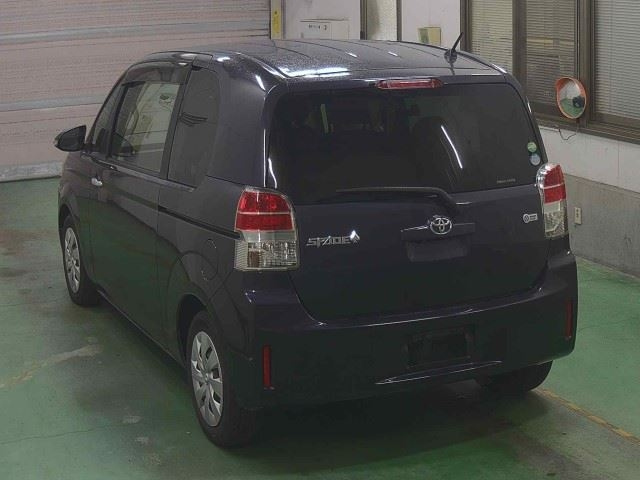 TOYOTA SPADE 2012