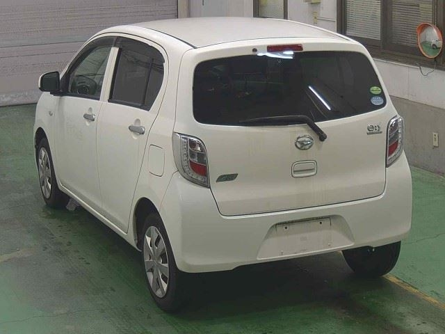 DAIHATSU MIRA E S 2014