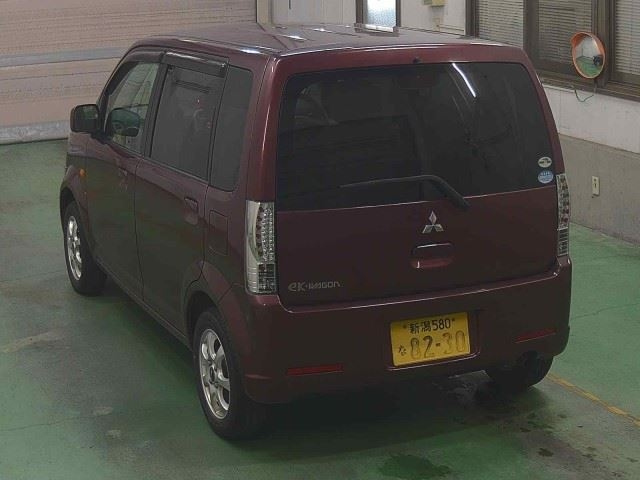 MITSUBISHI EK WAGON 2010