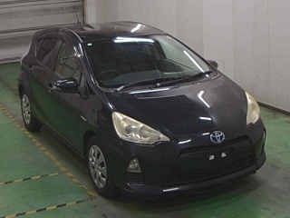 TOYOTA AQUA 2012