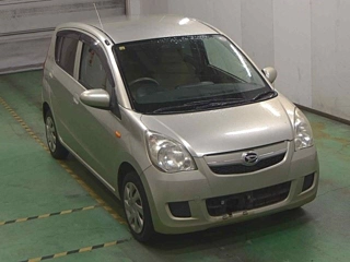 DAIHATSU MIRA 2010