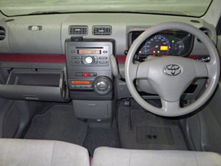TOYOTA PIXIS SPACE 2013