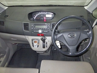 DAIHATSU MOVE 2011