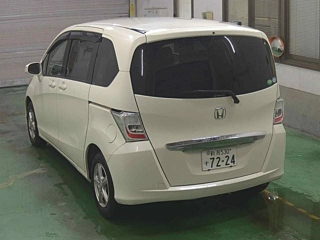 HONDA FREED 2013