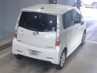 DAIHATSU MOVE 2011