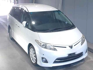 TOYOTA ESTIMA 2010