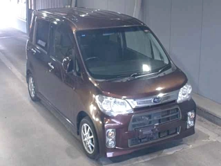 SUBARU LUCRA 2013