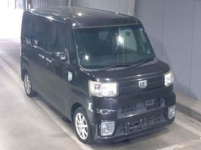 DAIHATSU WAKE 2017
