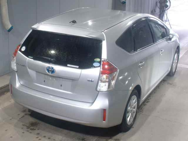 TOYOTA PRIUS ALPHA 2019