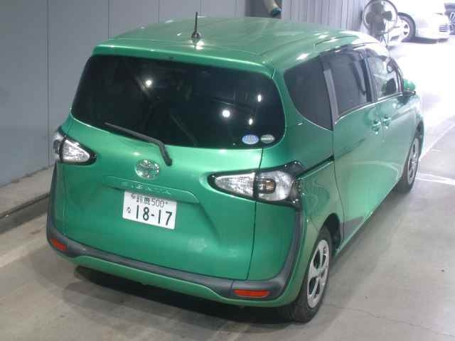 TOYOTA SIENTA 2016