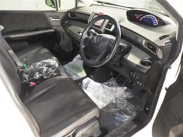 HONDA FREED 2012
