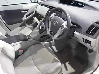 TOYOTA PRIUS 2011