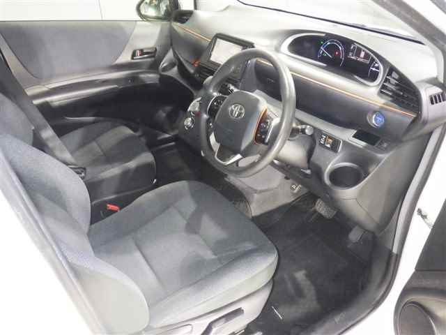TOYOTA SIENTA 2016