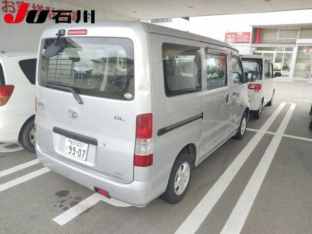 TOYOTA TOWN ACE VAN 2011
