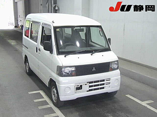 MITSUBISHI MINICAB VAN 2005