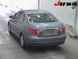 NISSAN SYLPHY 2011