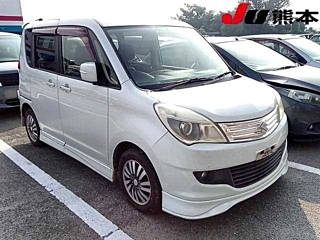 SUZUKI SOLIO 2011