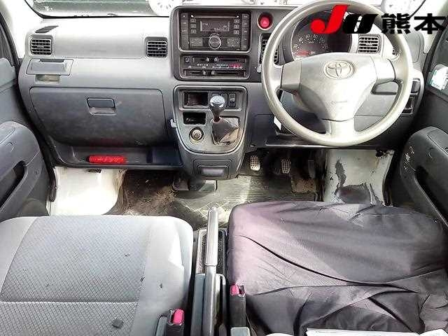 TOYOTA PIXIS VAN 2015