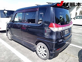 MITSUBISHI DELICA D2 2012