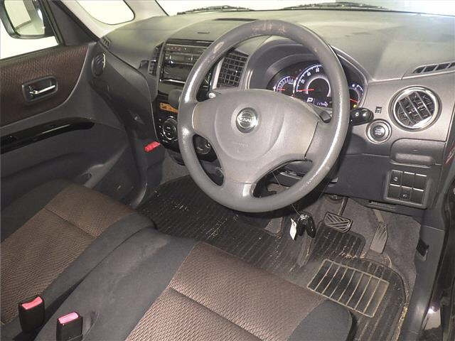 NISSAN ROOX 2012