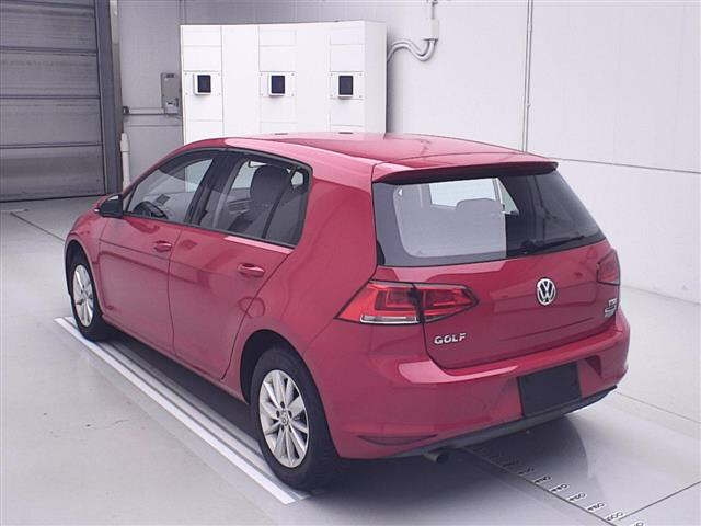 VOLKSWAGEN GOLF 2014