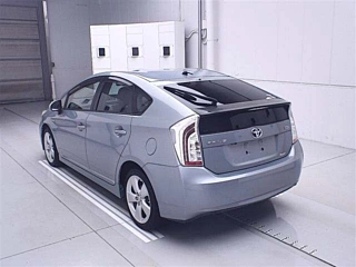 TOYOTA PRIUS 2014