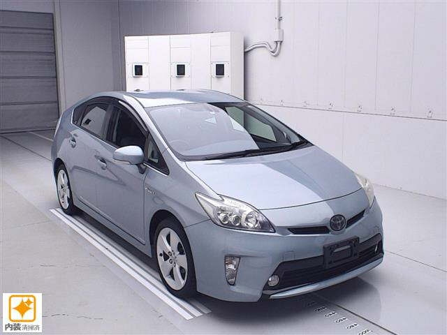 TOYOTA PRIUS 2014