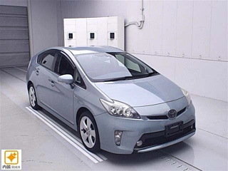 TOYOTA PRIUS 2014