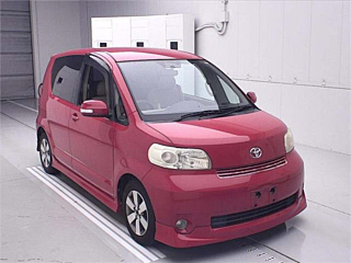 TOYOTA PORTE 2010