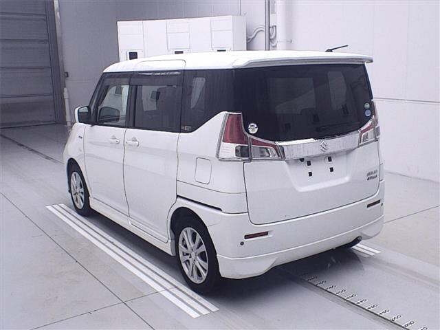 SUZUKI SOLIO 2018