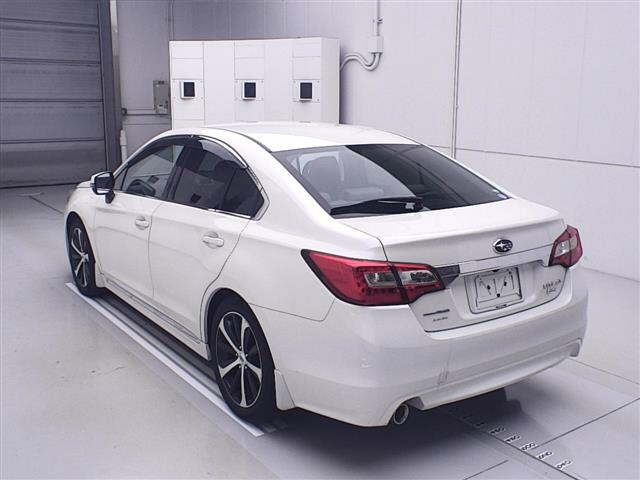 SUBARU LEGACY B4 2016