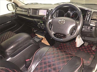 TOYOTA HIACE 2014