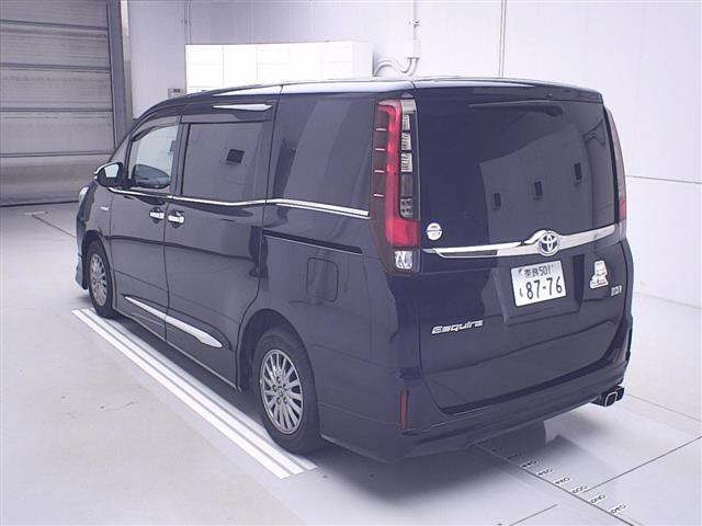 TOYOTA ESQUIRE 2016