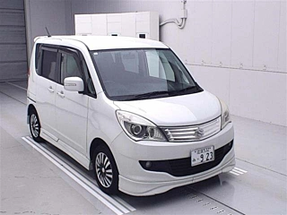 SUZUKI SOLIO 2011