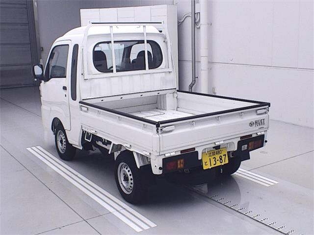DAIHATSU HIJET TRUCK 2022
