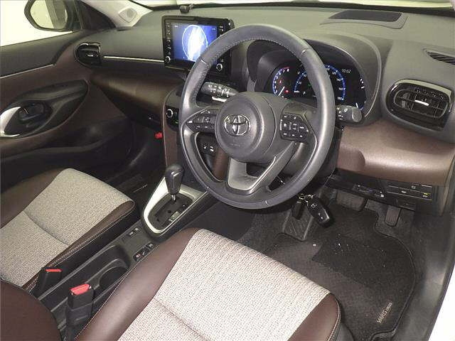TOYOTA YARIS CROSS 2020