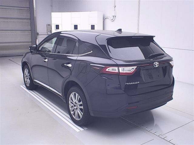 TOYOTA HARRIER 2017