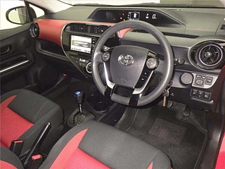 TOYOTA AQUA 2018