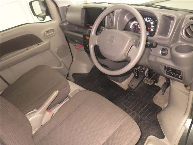 NISSAN CLIPPER VAN 2024