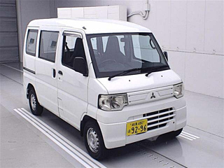 MITSUBISHI MINICAB VAN 2012