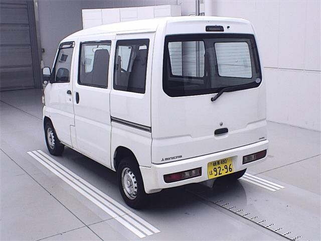 MITSUBISHI MINICAB VAN 2012