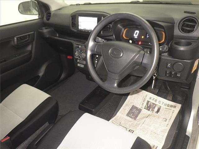 DAIHATSU MIRA E S 2020