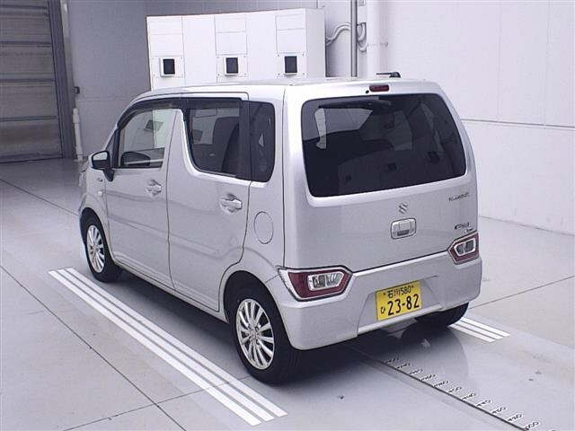 SUZUKI WAGON R 2019